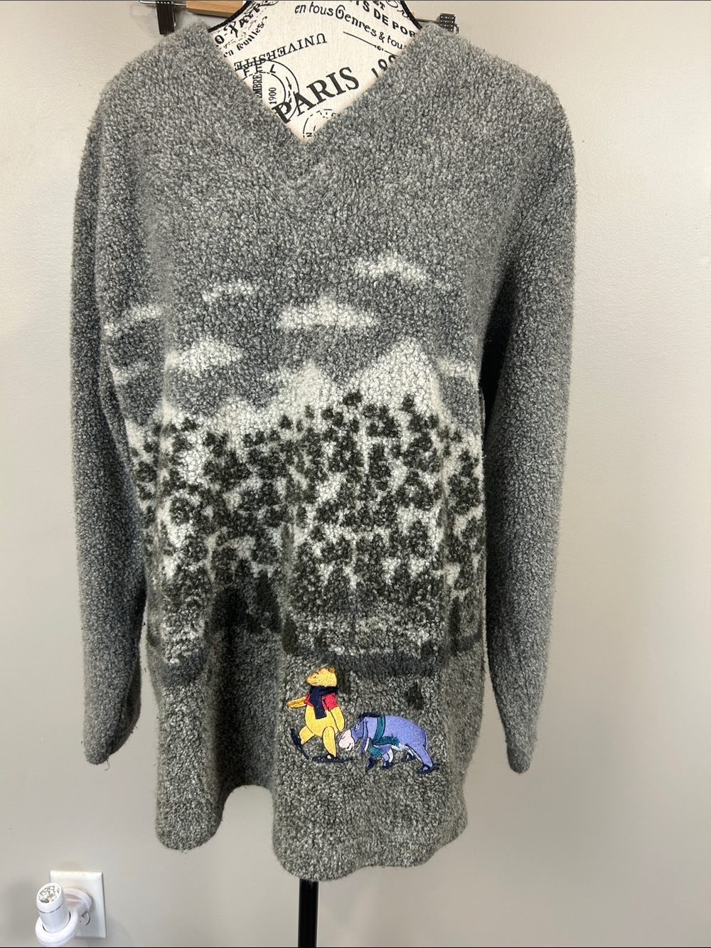 Disney Store Winnie the Pooh Eeyore Tigger Grey Fleece Winter Forest Pullover
